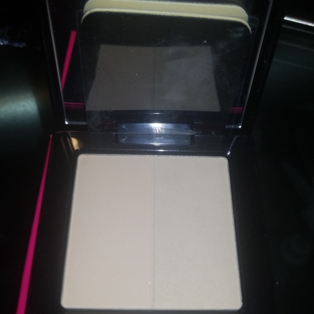Victoria Secret Finishing Powder Duo Light NEW